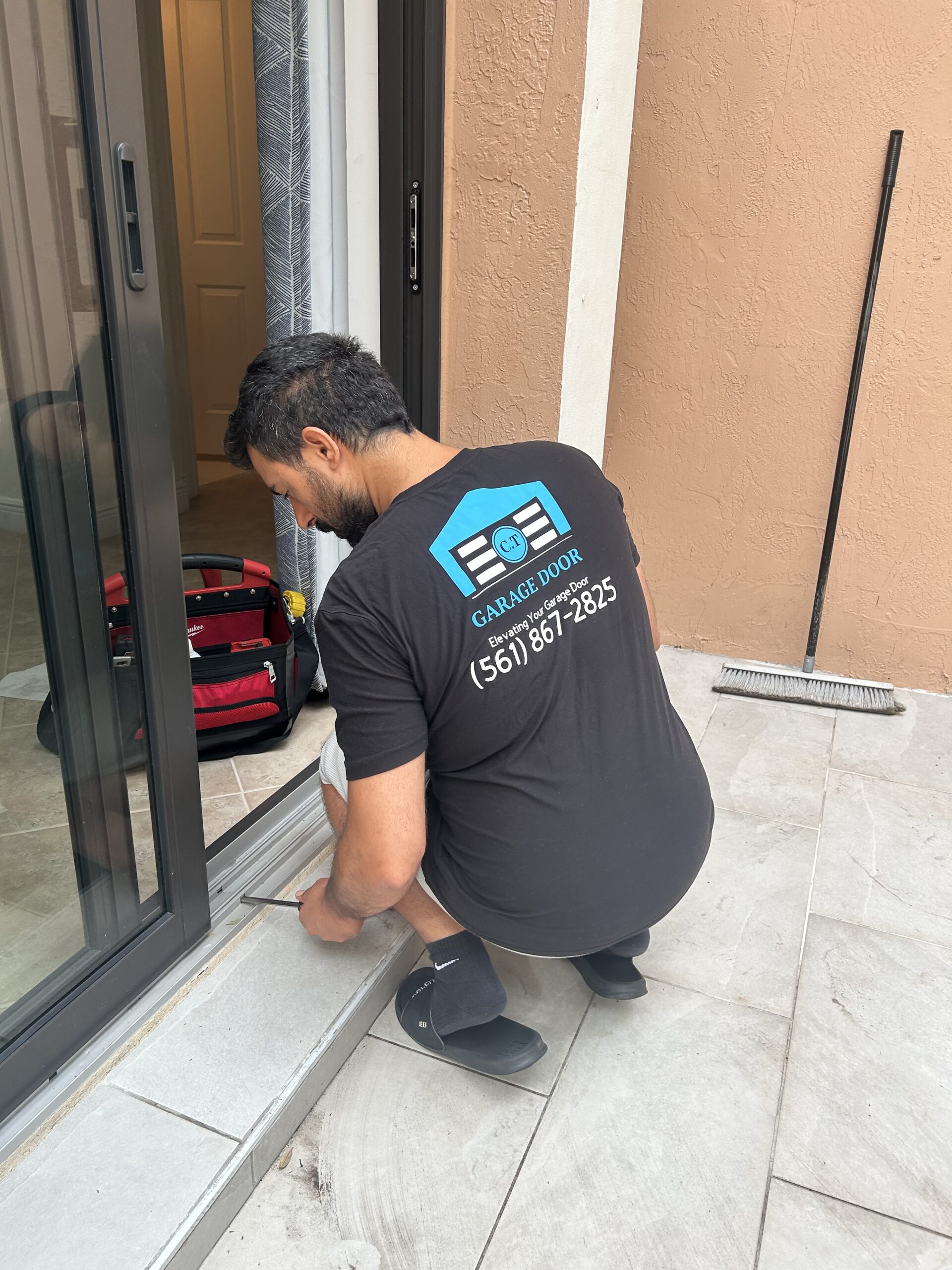 Sliding door track repair in Tequesta, FL